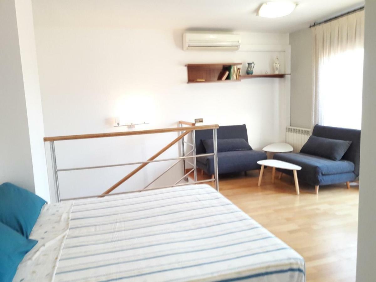 Loft Cal Richi Apartment Tremp Bagian luar foto